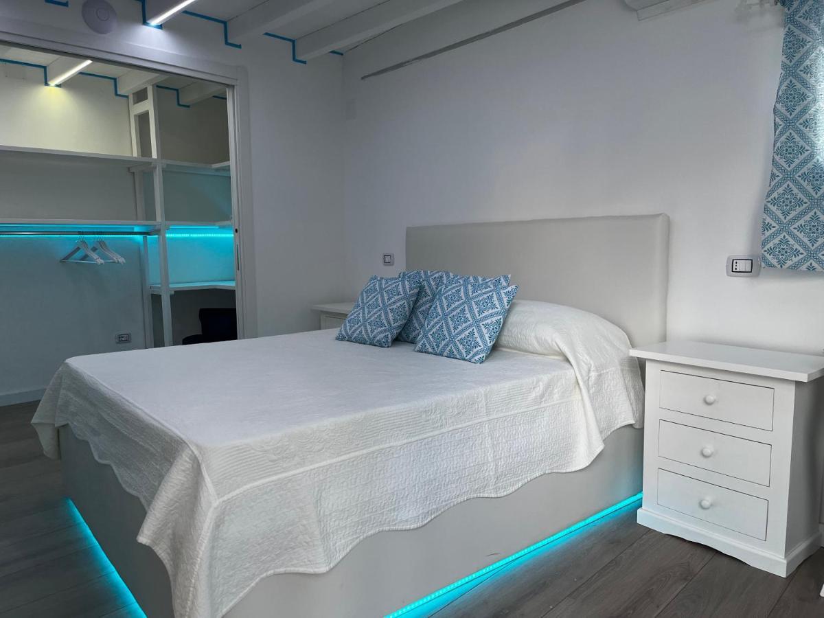 קאלה גונונה Palmasera Charming Rooms מראה חיצוני תמונה