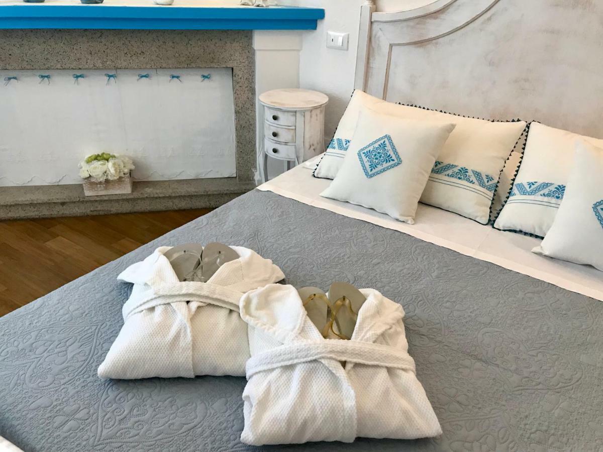 קאלה גונונה Palmasera Charming Rooms מראה חיצוני תמונה